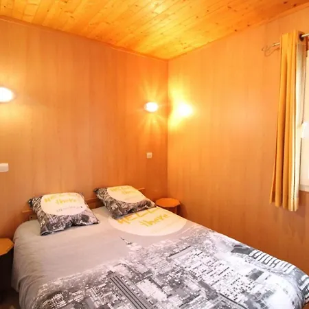 Chalet En Bois, 4 Pers, Terrasse, Proche - Animaux Acceptes! - Fr-1-742-501